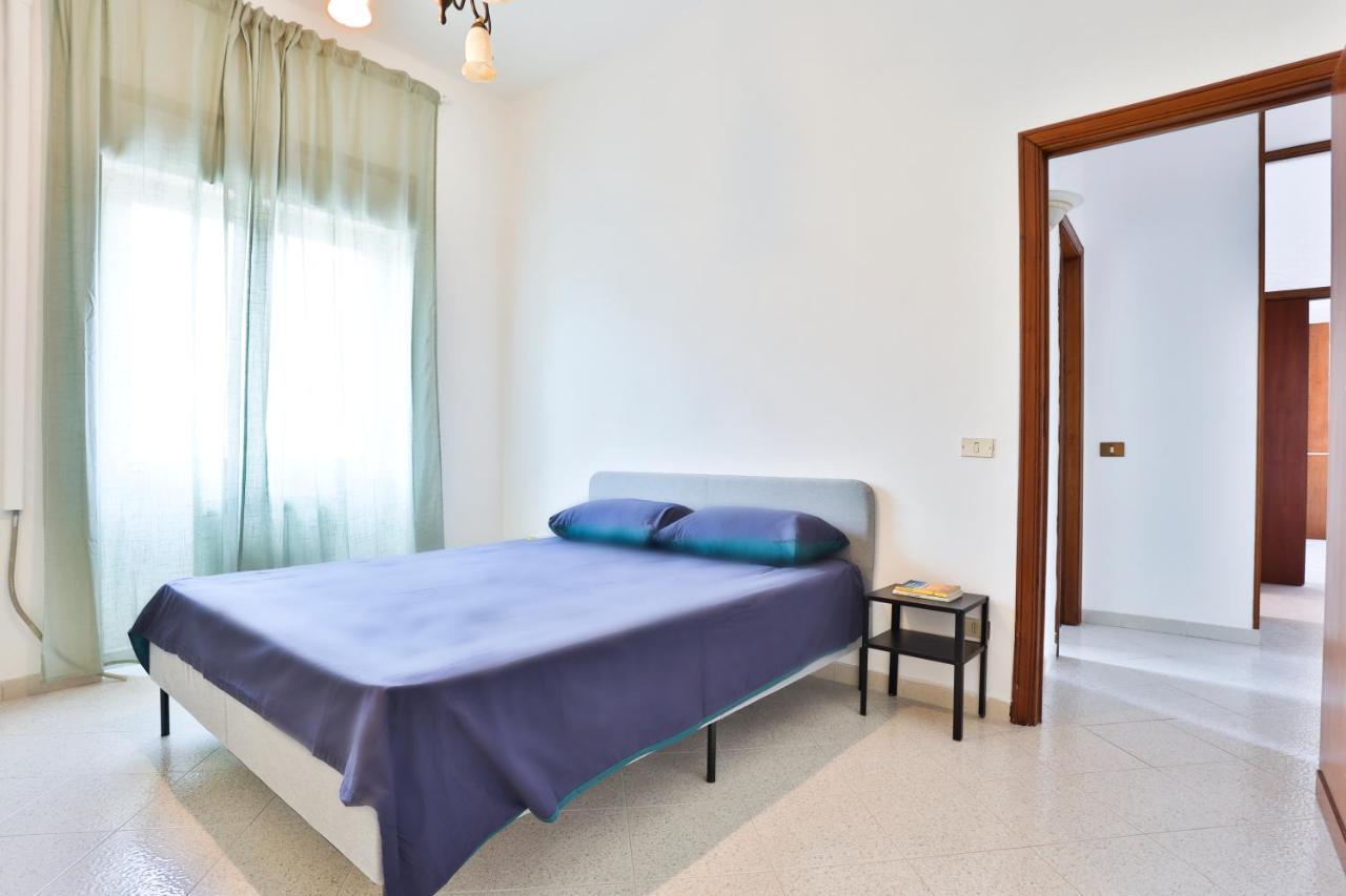 Bright Apartment Near The Sea With Parking Salerno Zewnętrze zdjęcie